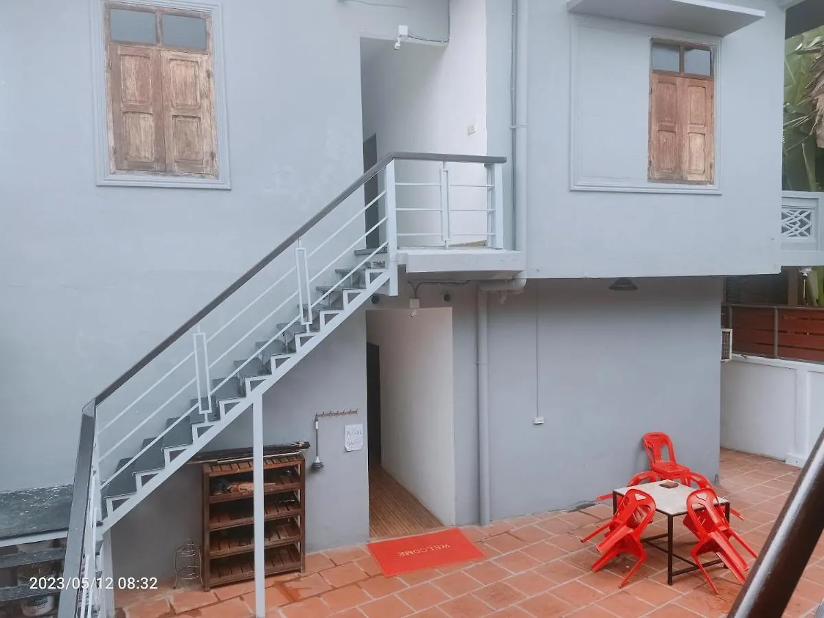 Aurora Backpackers Hostel Luang Prabang 0*,  Laos