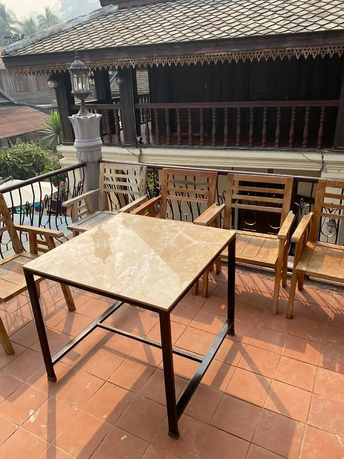 Aurora Backpackers Hostel Luang Prabang