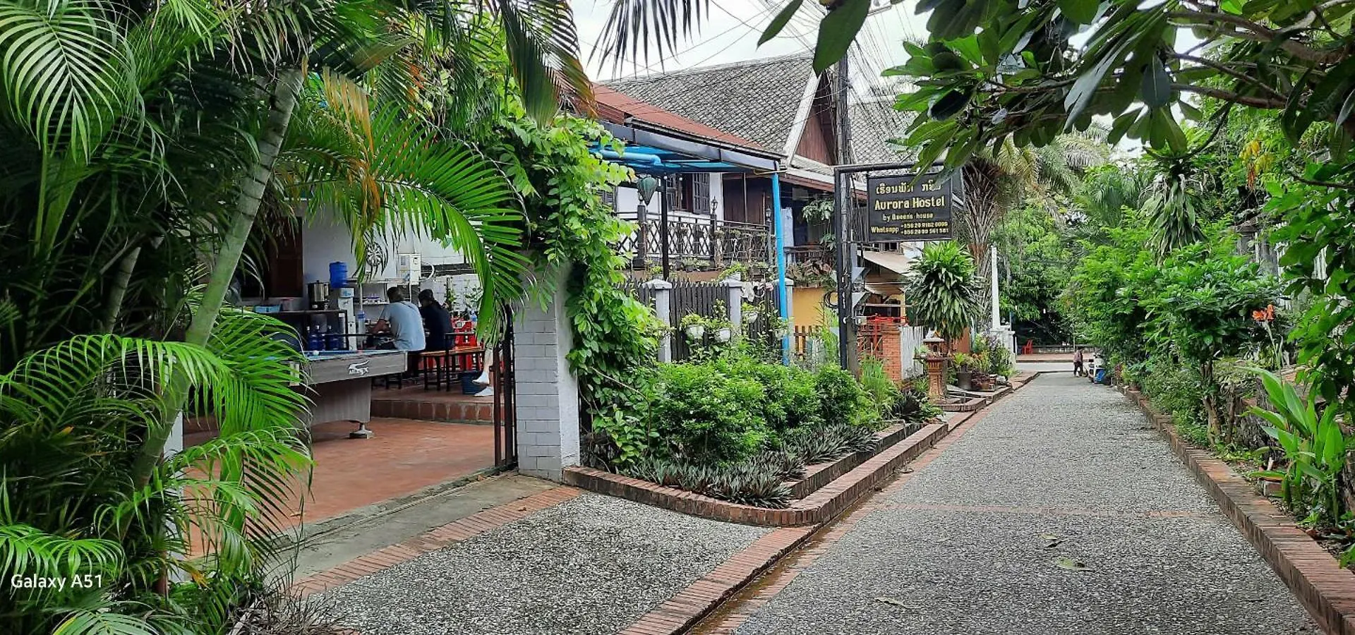 Aurora Backpackers Hostel Luang Prabang